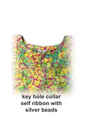 Kaftan Marie collar detail - key hole