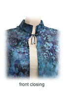 Mantle or light 3/4 jacket -collar detail