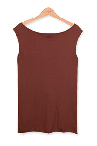 Fancy sleeveless Tee - hip long- back