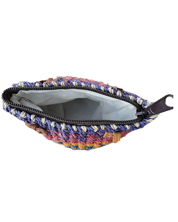 zip detail for mini bag