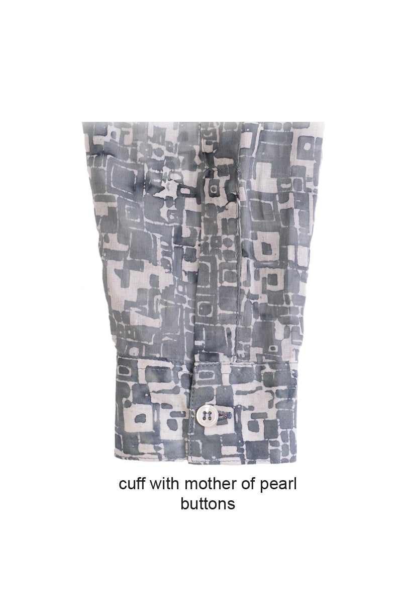 Cuff Details for Long Sleeve Men Shirt